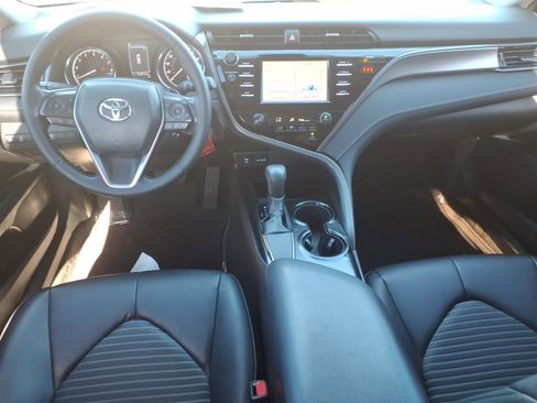 Used 2019 Toyota Camry SE image 15