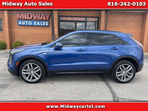 Used 2023 Cadillac XT4 Sport w/ Enhanced Visibility Package image 1