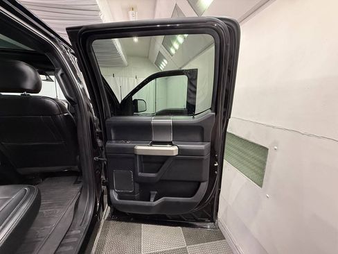 Used 2017 Ford F150 Lariat w/ Equipment Group 502A Luxury AWD/4WD image 28
