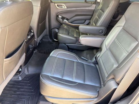 Used 2019 GMC Yukon Denali RWD image 14