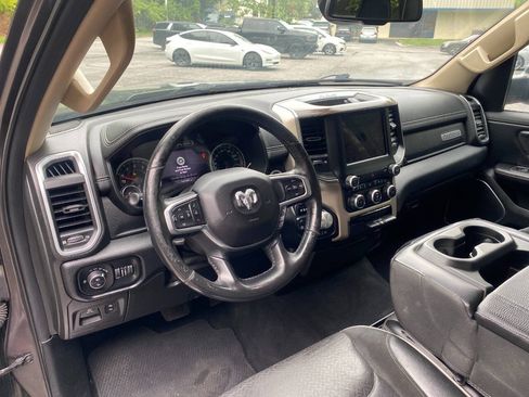 Used 2019 RAM 1500 Laramie w/ Off Road Group AWD/4WD image 16