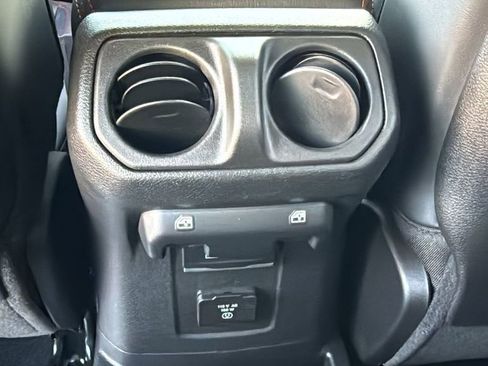 New 2026 Jeep Wrangler Unlimited Rubicon image 14