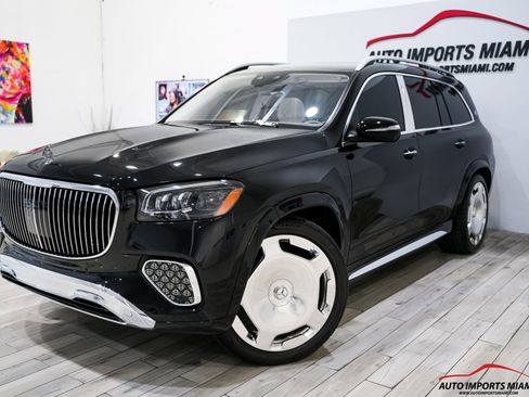 Used 2024 Mercedes-Benz Maybach GLS 600 4MATIC image 1