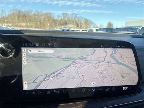 New 2026 Chevrolet Suburban Premier image 14