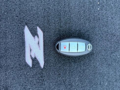 Used 2023 Nissan Z w/ Floor Mat Package (L93) image 24