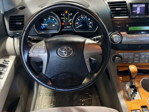 Used 2008 Toyota Highlander 4WD Hybrid image 16