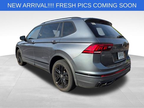 Used 2022 Volkswagen Tiguan SE R-Line image 5