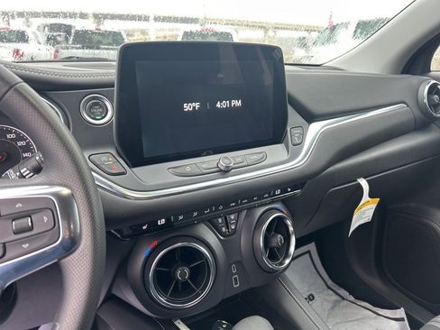 Used 2025 Chevrolet Blazer LT w/ Midnight/Sport Edition image 19