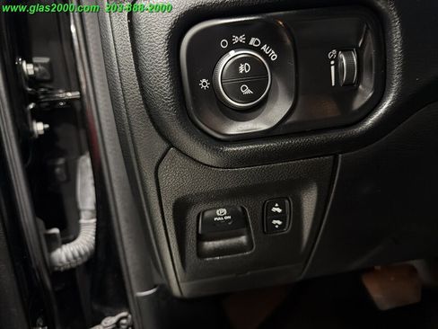 Used 2021 RAM 1500 Big Horn AWD/4WD image 32