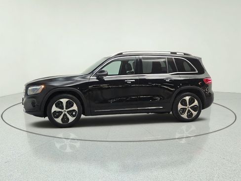 Used 2024 Mercedes-Benz GLB 250 image 8