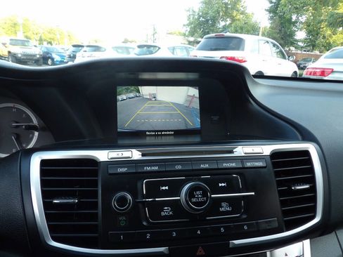Used 2015 Honda Accord LX image 7