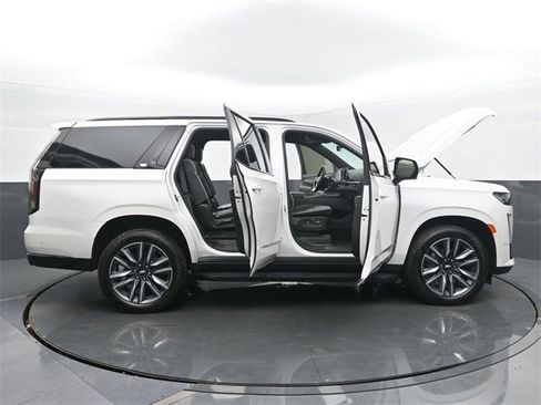 Used 2022 Cadillac Escalade Sport image 59