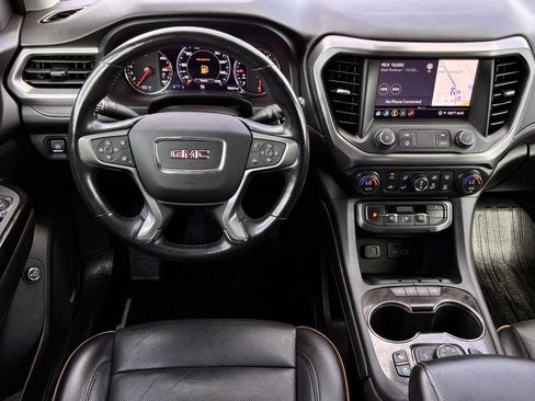 Used 2022 GMC Acadia AT4 w/ Technology Package AWD/4WD image 10