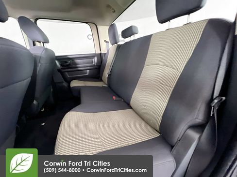 Used 2012 RAM 1500 Express w/ ST Popular Equipment Group AWD/4WD image 25