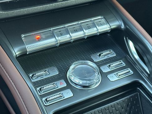 New 2026 Lincoln Nautilus Reserve w/ Jet Appearance Package image 19