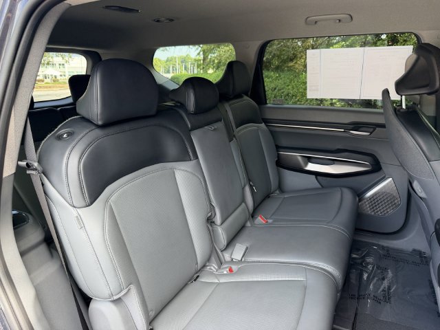 Certified 2026 Kia EV9 Light RWD image 43