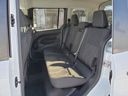 Used 2016 Ford Transit Connect XLT image 12