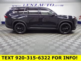Used 2025 Toyota Grand Highlander AWD video 2