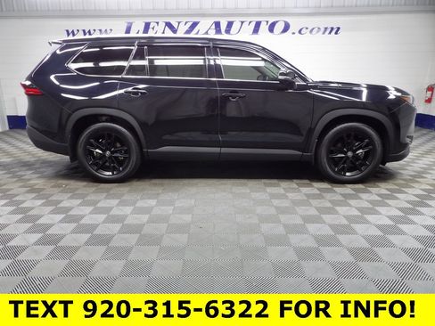 Used 2025 Toyota Grand Highlander AWD image 2