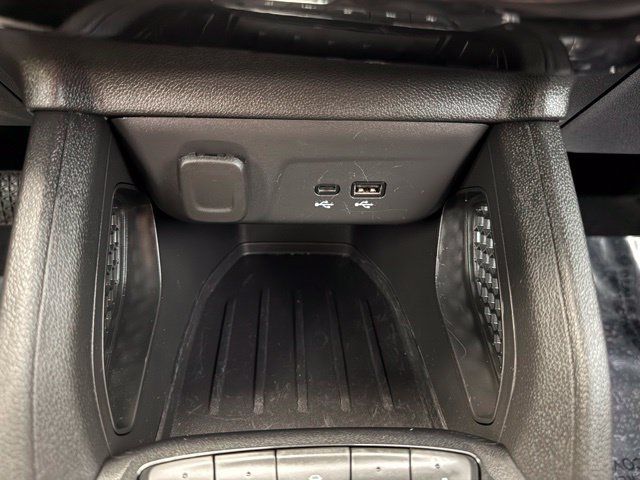 Used 2026 Chevrolet TrailBlazer RS w/ Driver Confidence Package FWD image 35