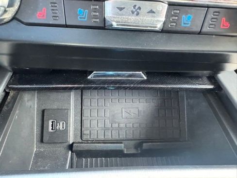 Used 2022 Ford F350 Platinum w/ FX4 Off-Road Package image 29