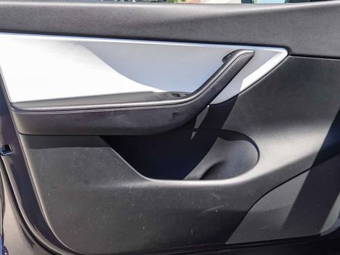 Used 2021 Tesla Model Y Performance AWD/4WD image 17
