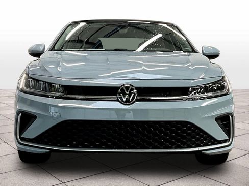 New 2026 Volkswagen Jetta SE image 5