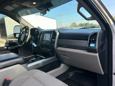 Used 2021 Ford F250 XLT w/ XLT Value Package AWD/4WD image 46