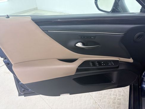 Used 2021 Lexus ES 350 w/ Premium Package FWD image 14