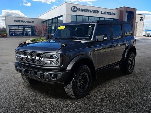 Used 2023 Ford Bronco Badlands image 1