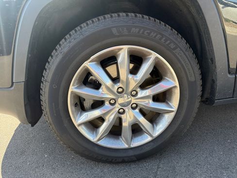 Used 2016 Jeep Cherokee Limited AWD/4WD image 24