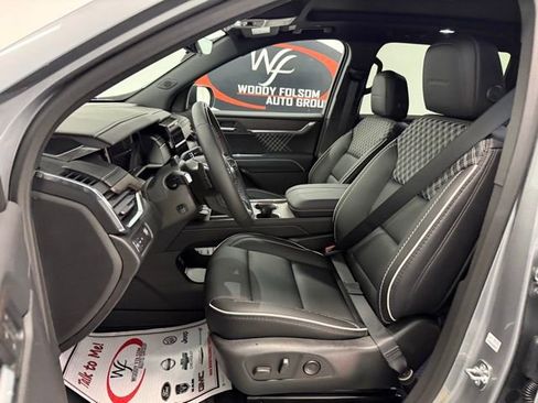New 2026 GMC Acadia Denali w/ Super Cruise Package FWD image 12