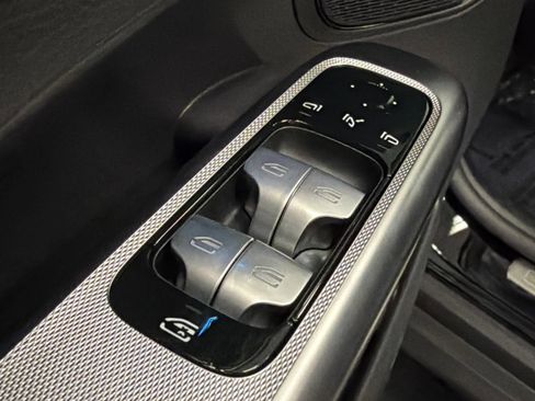 Certified 2025 Mercedes-Benz GLC 350e 4MATIC image 22