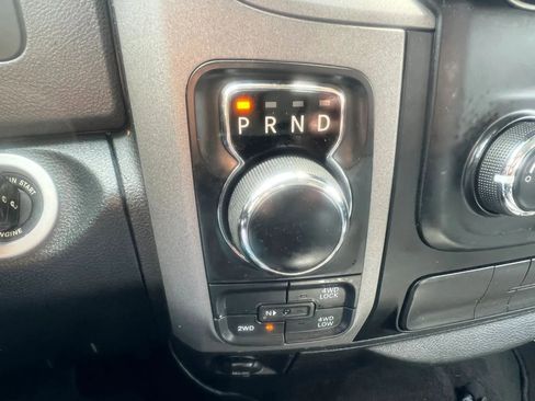 Used 2017 RAM 1500 Express AWD/4WD image 24
