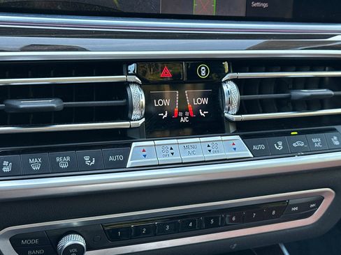 Used 2023 BMW X5 sDrive40i w/ M Sport Package image 22