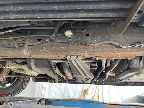 Used 2001 Lincoln Navigator 4WD image 22
