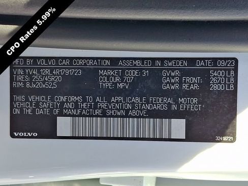 Certified 2024 Volvo XC60 B5 Plus w/ Climate Package AWD/4WD image 29