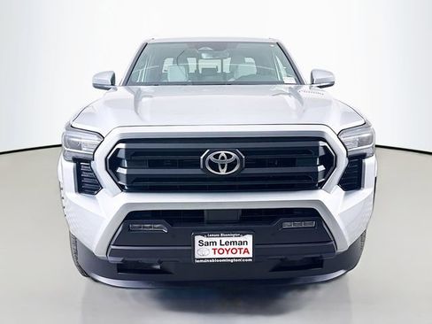 New 2026 Toyota Tacoma SR5 image 2