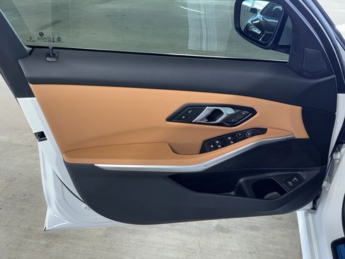 Certified 2025 BMW 330i Sedan w/ Convenience Package image 16