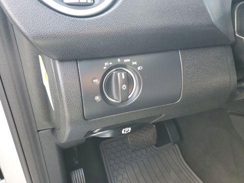 Used 2011 Mercedes-Benz ML 350 2WD image 14