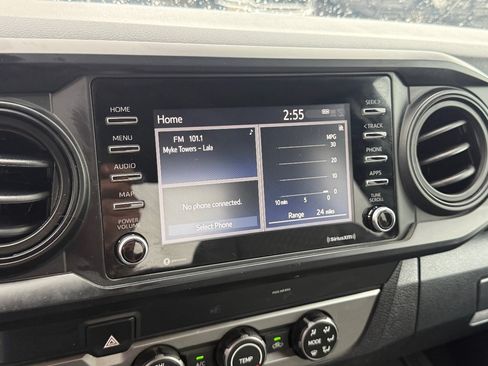 Used 2022 Toyota Tacoma SR RWD image 23