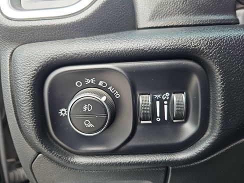 Used 2022 RAM 1500 Laramie RWD image 29