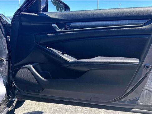 Used 2020 Honda Accord Sport image 25