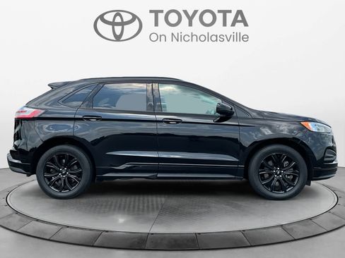 Used 2022 Ford Edge SE w/ Black Appearance Package AWD/4WD image 6