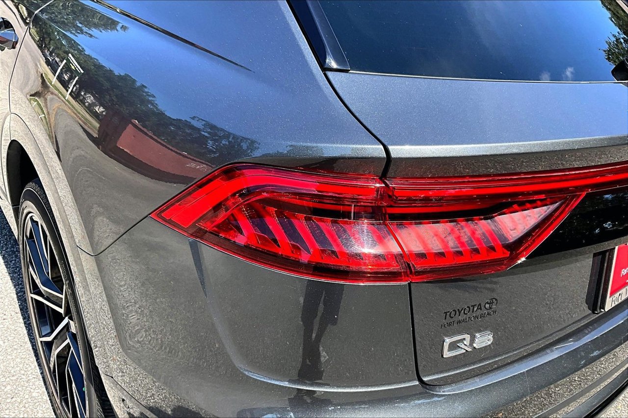 Used 2019 Audi Q8 Prestige w/ Adaptive Chassis Package AWD/4WD image 20