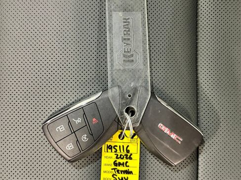 Used 2026 GMC Terrain AT4 AWD/4WD image 26