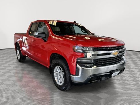 Used 2020 Chevrolet Silverado 1500 LT w/ Remote Start Package image 5