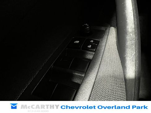 Used 2025 Toyota Corolla LE FWD image 15
