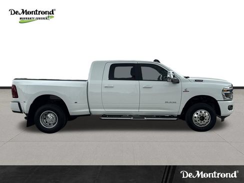 New 2026 RAM 3500 Laramie w/ Max Tow Package AWD/4WD image 4