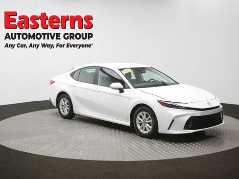 Used 2025 Toyota Camry LE FWD image 48